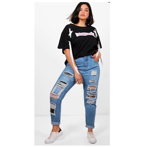 Boohoo Denim - Boohoo “Jackie” Distressed Stud Jeans